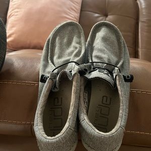 Hey dude size 12 1 weeks old